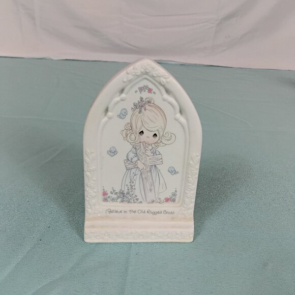 E3-5 Precious Moments I Believe In The Old Rugged Cross Plaque Enesco Porcelain - Picture 1 of 5
